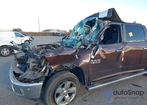 2015 Ram 1500 Lone Star z USA, uszkodzony, nr VIN 1C6RR7LT2FS744991